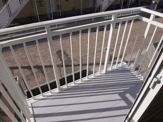 ﾊﾞﾙｺﾆｰ(ﾃﾗｽ)