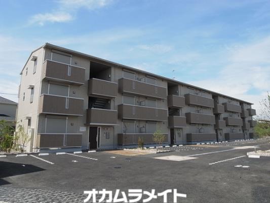 ロイヤルコートC110